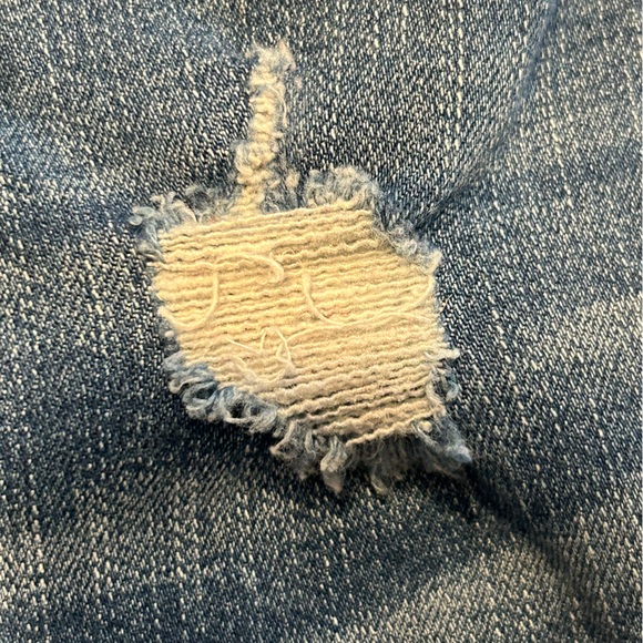 LC Laura Conrad Sz 12 Distressed Blue Jean Shorts - Picture 7 of 8